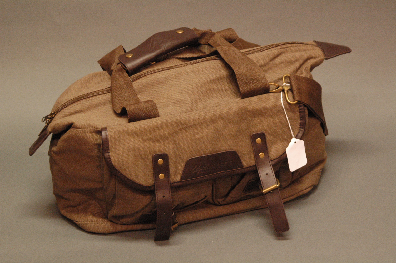 Light Force canvas bag, new.