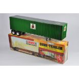 Interesting Early 1/25 Scale AMT Semi Trailer Kit. Assembled and finished to a high standard.