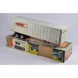 Interesting Early 1/25 Scale AMT Exterior Post Van Trailer Kit. Assembled and finished to a high