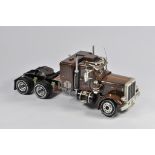 Interesting Early 1/25 Scale AMT Peterbuilt Truck Tractor Kit. Assembled and finished to a high