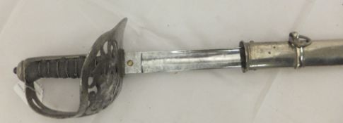 An 1895 pattern infantry officer's sword