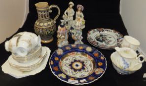 A collection of Shelley tea wares decora