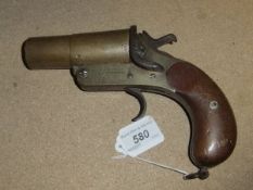 A Webley & Scott Ltd Mark III flare pistol (No 9467) (THIS LOT REQUIRES A SECTION 1 FIREARMS