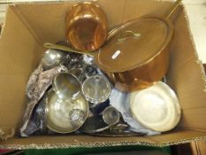 A box of assorted metal wares to include