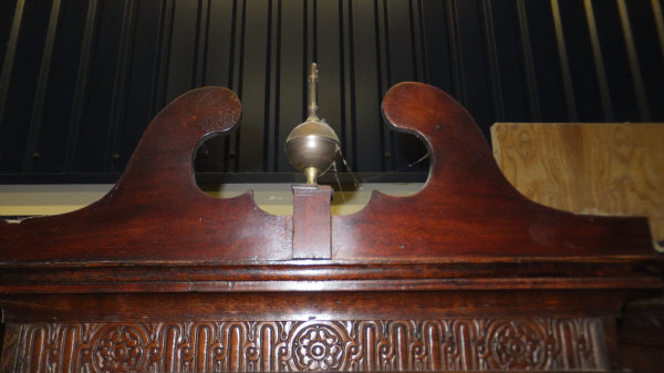 An early 19th Century oak long cased clock, the eight day movement with enamelled dial, Roman and - Image 17 of 17