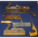 Assorted woodworking tools to include bl