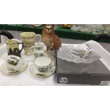 A collection of china and glassware to i