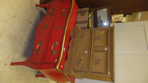 A modern red lacquered and gilt decorated bombé commode of two drawers in the Louis XV taste, a - Image 6 of 6
