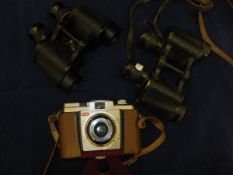 A Kodak Colour Snap 35 camera, pair of K
