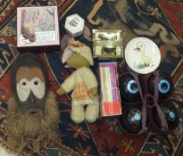 A box of miscellaneous items to include