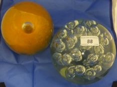 Two large bubble glass paperweights / do