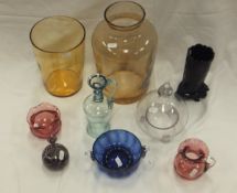 A collection of various glassware to inc