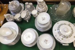 A Noritake "Margot" pattern part dinner service to include dinner plates, side plates, bowls,