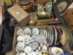 A box containing assorted Royal Commemorative wares to include various plates, mugs,