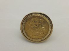 A George V half sovereign set in a 9 carat gold ring mount CONDITION REPORTS Has some general wear