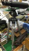 A Hertel & Reuss Optik 25-60 x 60 spotting scope and adjustable tripod stand