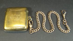 An Edwardian 9 carat gold vesta case of plain form, inscribed "A.I.P.