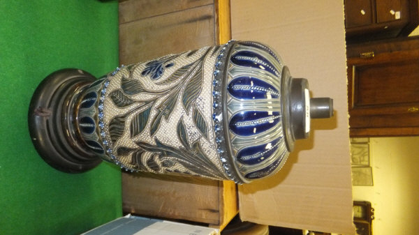 A late 19th Century Doulton stoneware table lamp base decorated in the Art Nouveau taste CONDITION - Image 3 of 5