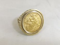 A George V half sovereign set in a 9 carat gold ring mount CONDITION REPORTS Has some general wear