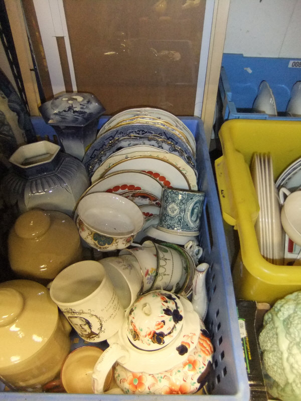 Six boxes of assorted chinawares to include various decorative blue and white plates, - Image 3 of 3