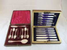 A cased set of six Edwardian silver teaspoons with matching butter knife,