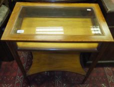 A modern mahogany and cross-banded bijouterie table in the Sheraton revival taste,