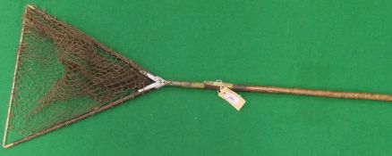 An un-named folding V shaped trout landing net