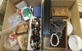 A box of various costume jewellery and a box containing polished bluejohn section,