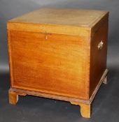 An early 19th Century mahogany and inlaid cellerette,