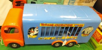 A Triang Circus Van,