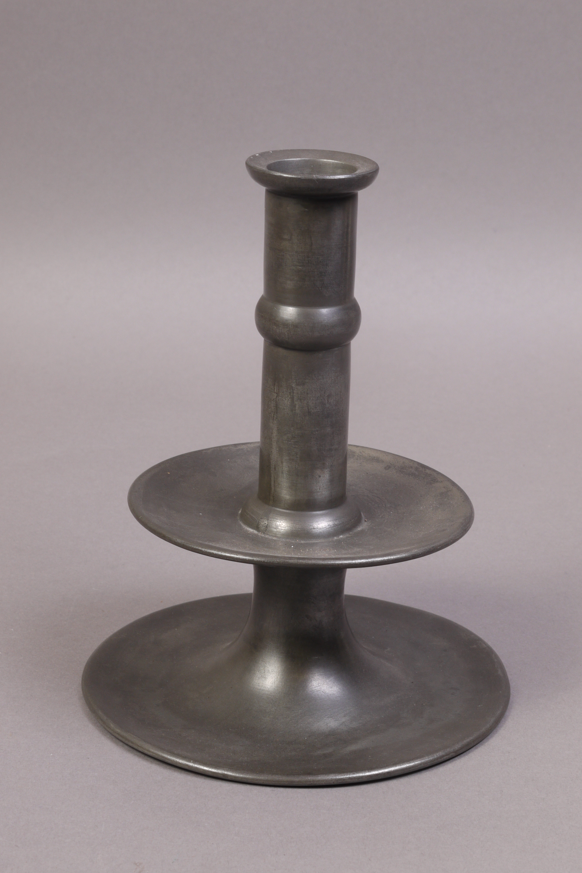 A 17TH CENTURY STYLE ENGLISH PEWTER TRUM