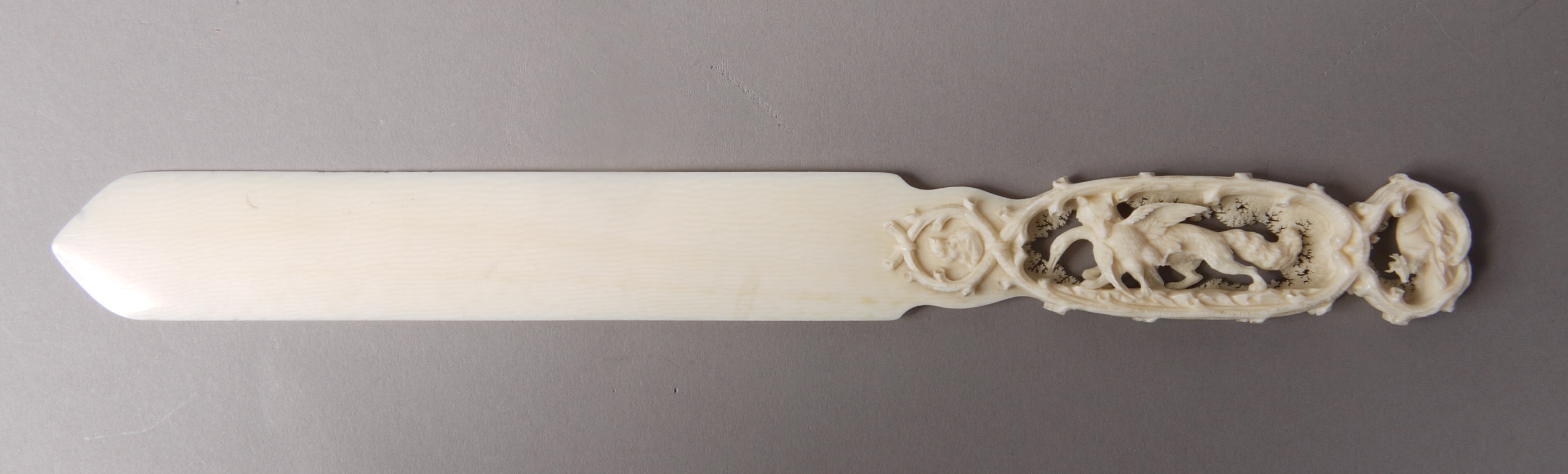AN AUSTRIAN CARVED IVORY PAGE TURNER, c. - Image 2 of 5