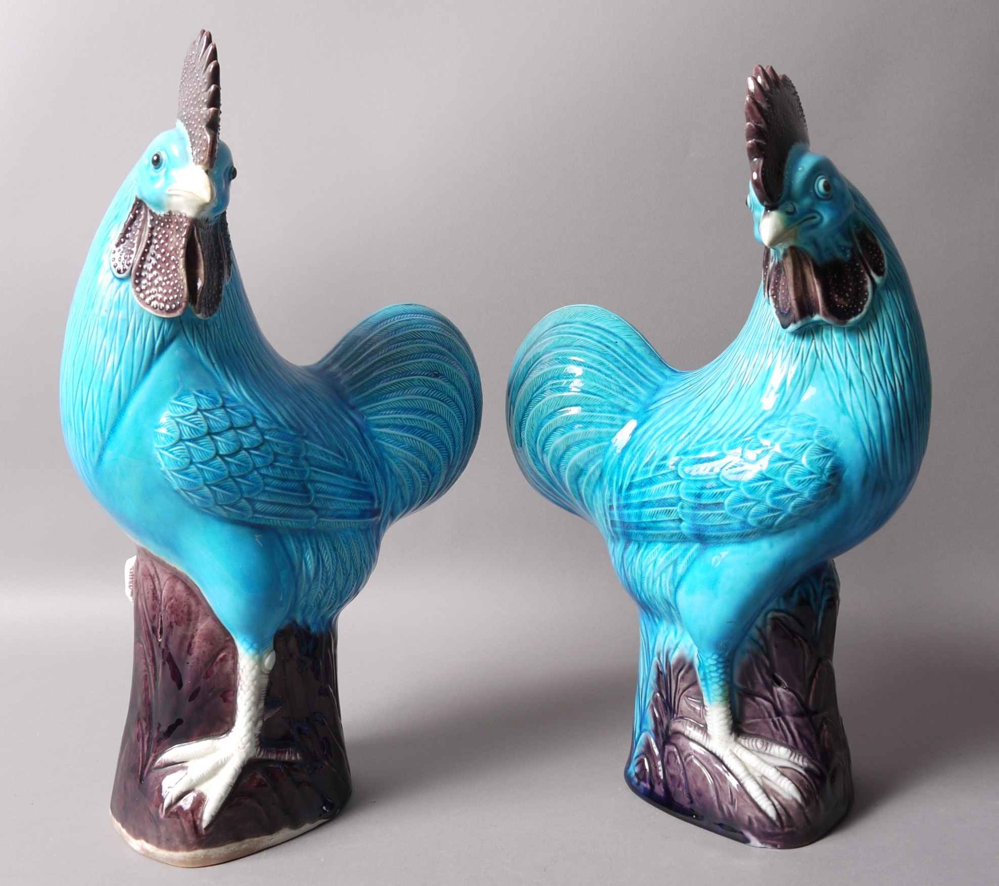 A PAIR OF CHINESE PORCELAIN COCKERELS in 18th century style, - Image 3 of 3