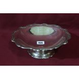 A Circular Based Silver Fruit Stand With Gadrooned Edge, Birmingham 1927, 15 Oz