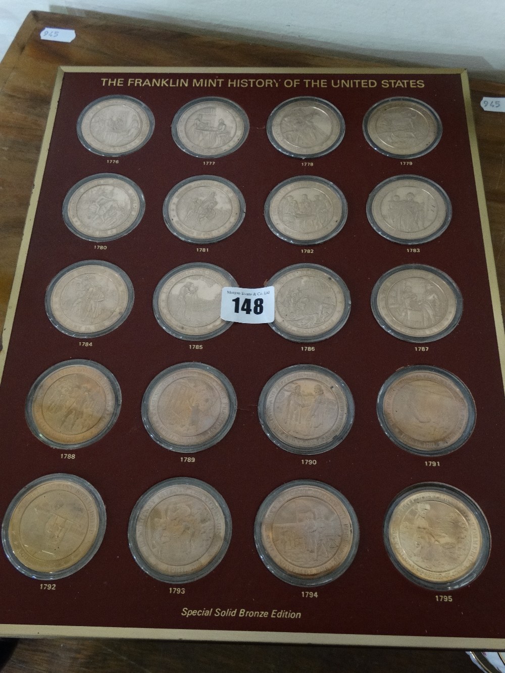 An Excellent Quantity Of Franklin Mint Bronze Medallions Detailing The History Of The United States,