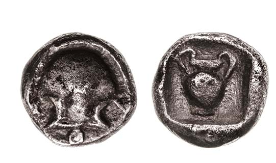 *Boeotia, Thebes, 470-440 BC, hemiobol, half Boeotian shield with Θ below, rev., amphora, 0.46g (