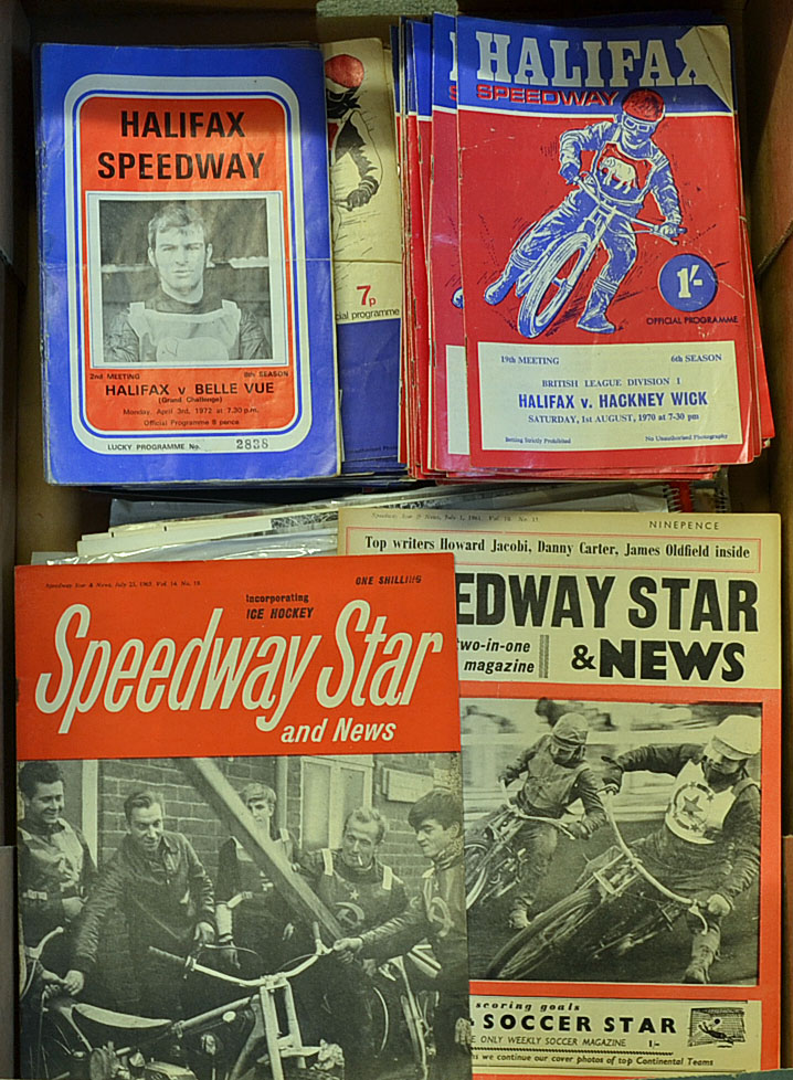 Quantity of Speedway and Motorcycle racing programmes^ magazines and calendars from 1960 onwards