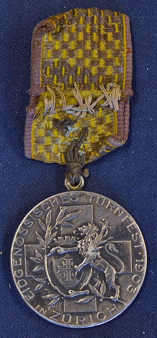 1903 White metal fencing medal circular in shape^ with a triumphant figure to the front and'Dem - Image 2 of 2