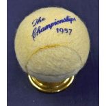 Rare 1957 Wimbledon Lawn Tennis Presentation tennis ball table lighter -  comprising a tennis ball