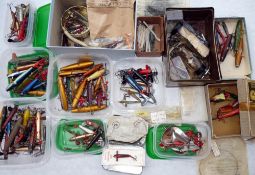 LURES: (Qty) Collection of assorted vintage fishing lures incl. wood and alloy Devon minnows, most