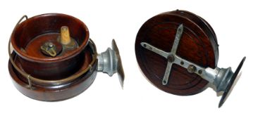 REEL: Rare Kings Patent 1905 side casting Nottingham wood reel, 4" diameter, tapered tournament