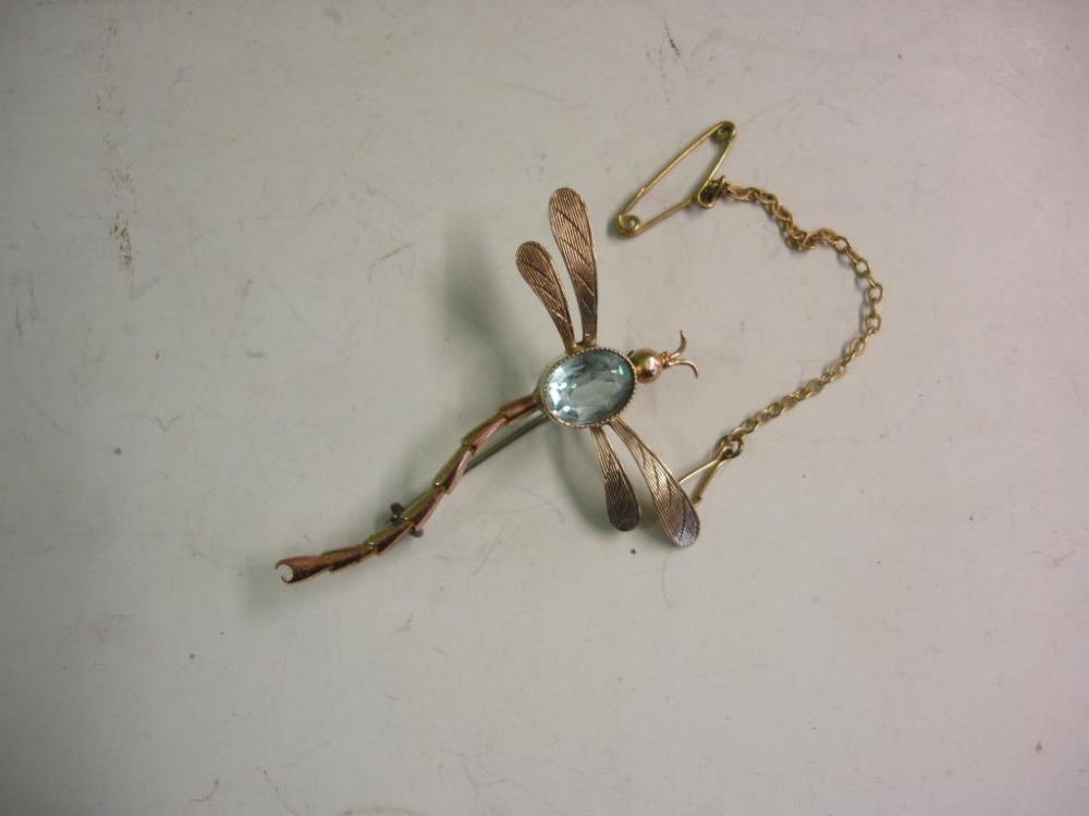 A Gold Dragonfly Brooch Yellow and rose gold set with aquamarine