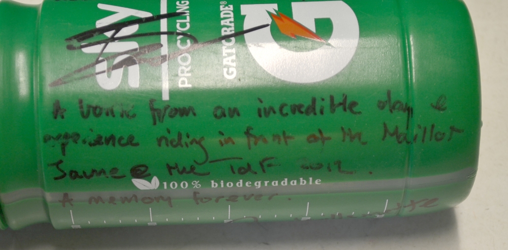 Bradley Wiggins – Winner of 2012 Tour De France. 2012 Tour De France Champion Bradley Wiggins and - Image 6 of 7