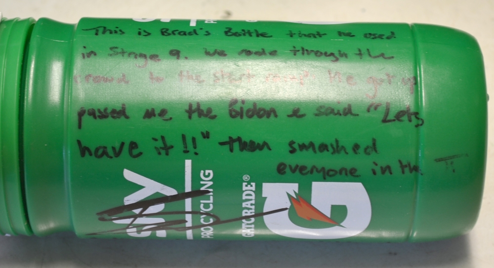 Bradley Wiggins – Winner of 2012 Tour De France. 2012 Tour De France Champion Bradley Wiggins and - Image 5 of 7