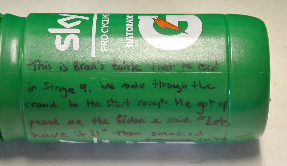 Bradley Wiggins – Winner of 2012 Tour De France. 2012 Tour De France Champion Bradley Wiggins and - Image 4 of 7