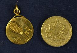 1914 gilt tennis medallion –and engraved on the obverse with a tennis racket and balls and on the