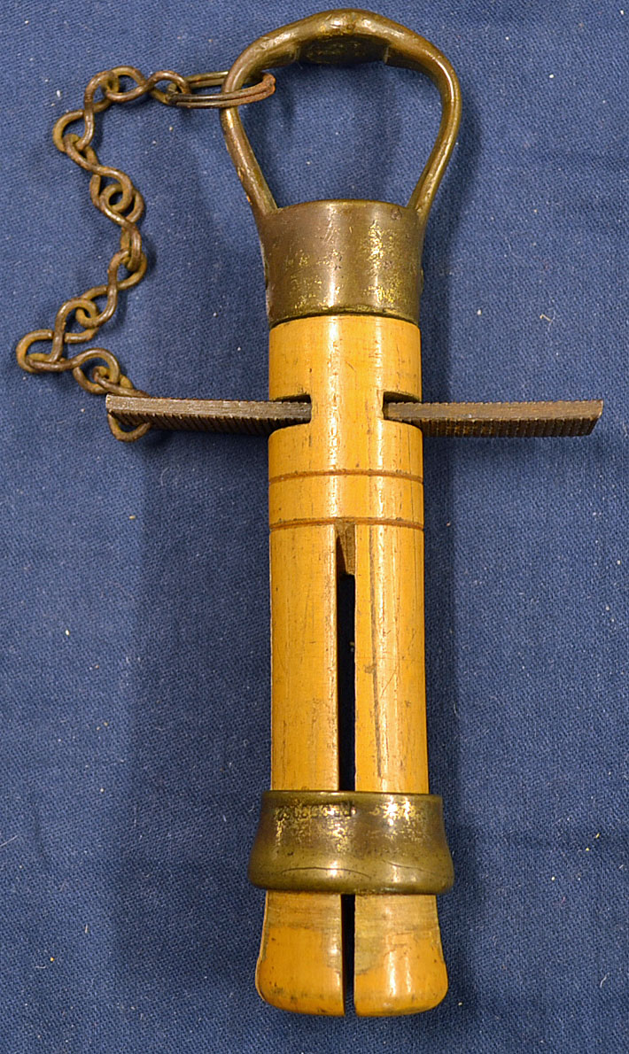 Snooker cue tipper in bamboo and brass in good condition c/w steel tip file