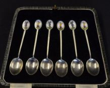 Fine set of 6x silver and enamel golfing coffee spoons circa 1930s - with oval enamel finials of
