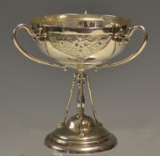 Fine 1924 Art Nouveau Silver Golfing Tyg - hallmarked Birmingham 1924 the bowl is embossed with
