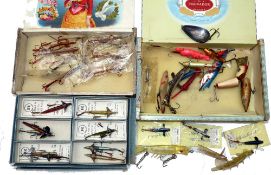 LURES: (Qty) Collection of mainly vintage lures and prawn mounts incl. selection of Rudge quill